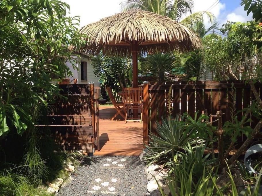 Charmant Bungalow Un P'Tit Coin De Paradis Saint-Francois  Bagian luar foto